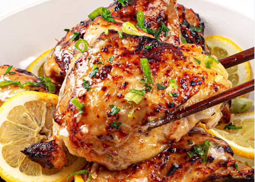 Grain-Fed Whole Chicken 1.3 -1.5kg [Halal]